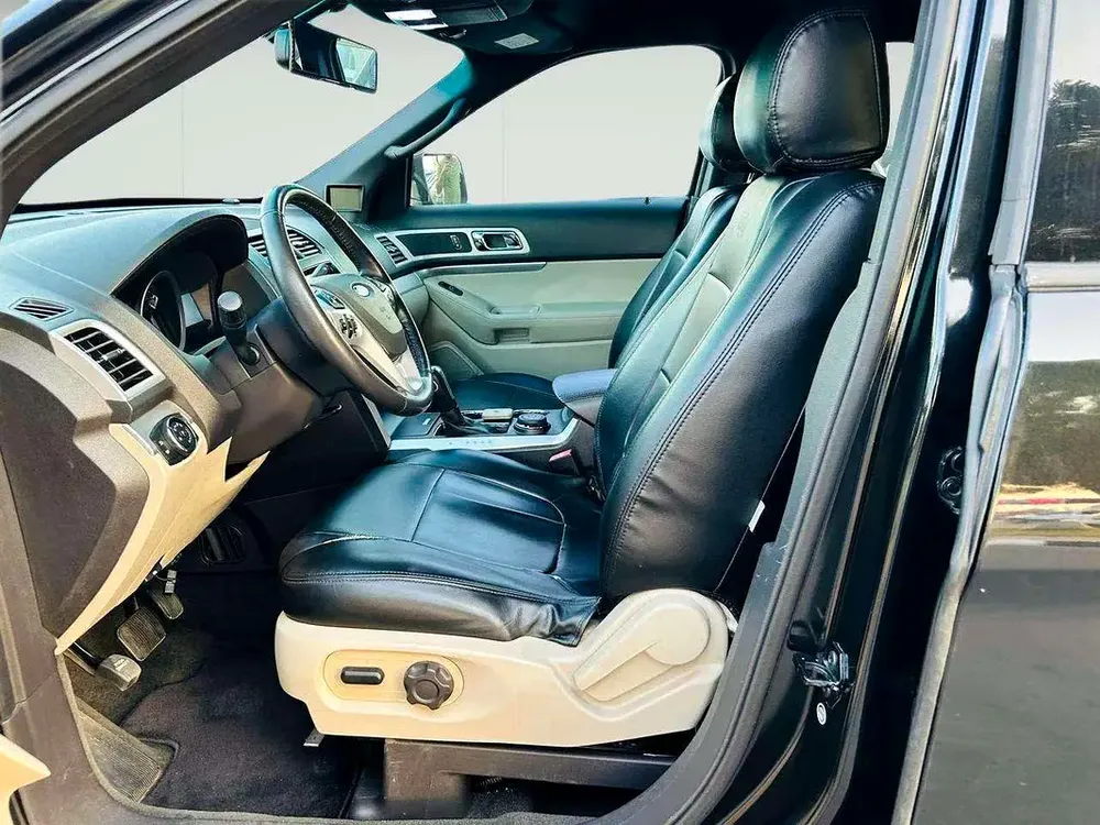 FORD EXPLORER XLT - 2014 - CLEAN CAR FRESH JAPAN IMPORT - Image 9