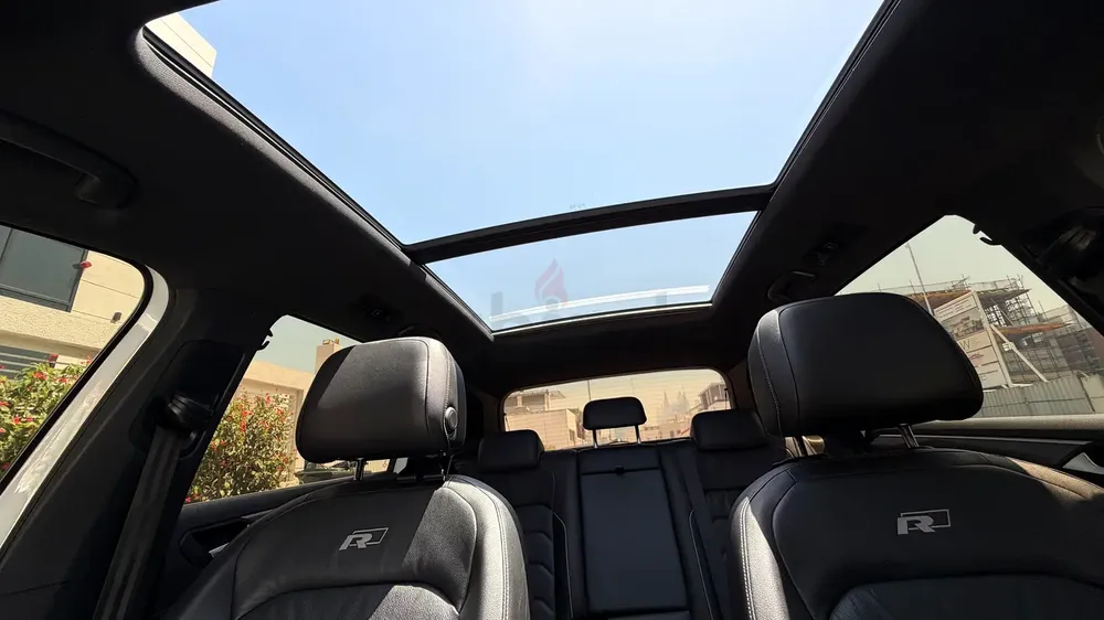 2019 Volkswagen Tiguan R-Line | GCC Specs | Excellent Condition - Image 14