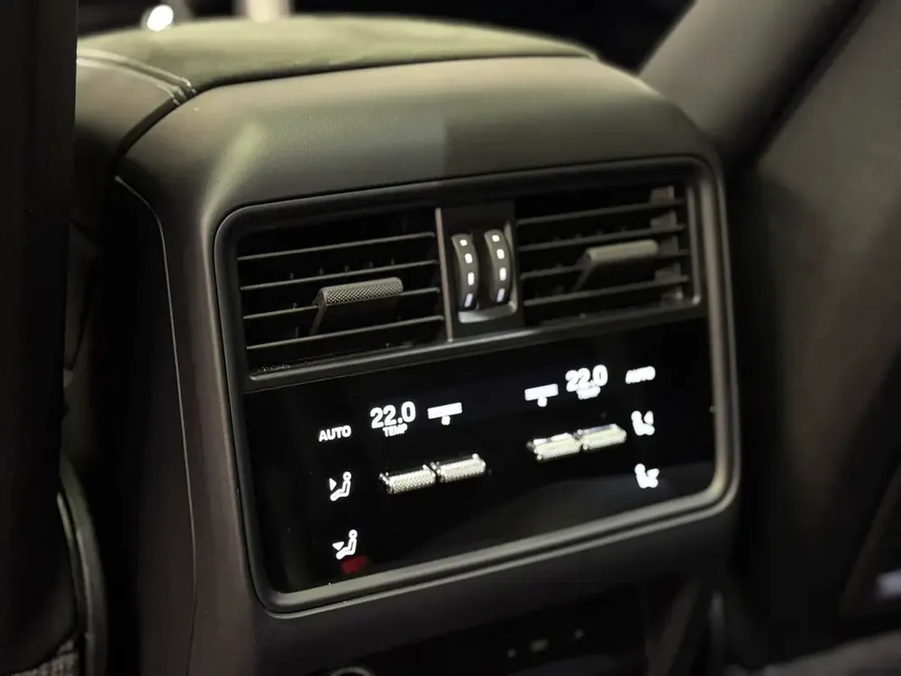 Porsche cayenne GTS coupe GCC - Image 18