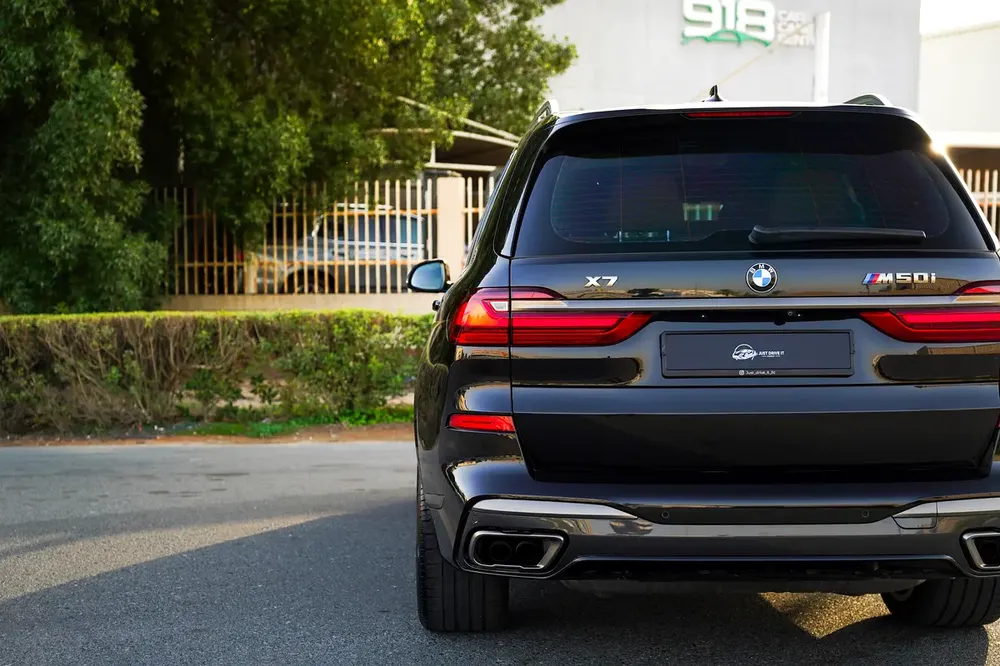 BMW X7 M50i 2021 GCC | BMW Warranty 08/2026 | Full Options | 79,000 km | Pristine - Image 12