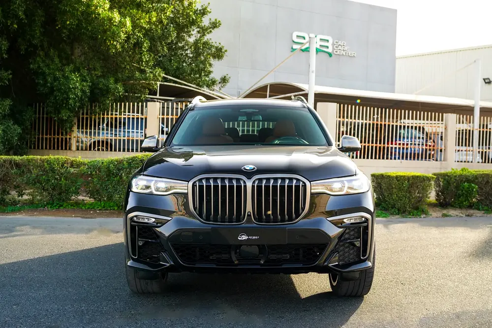 BMW X7 M50i 2021 GCC | BMW Warranty 08/2026 | Full Options | 79,000 km | Pristine - Image 8