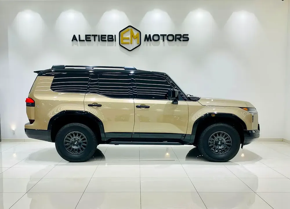 2024 Lexus GX 550 - American Specs - Brand New - Image 8