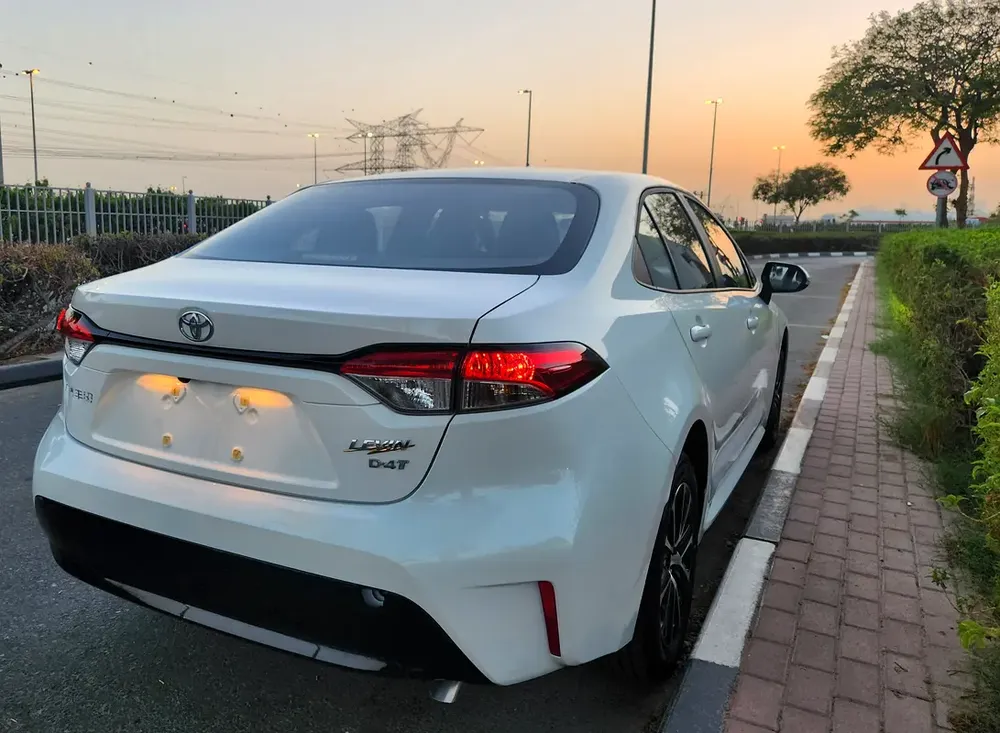 Toyota Levin 2024 | Zero km Full option - Image 5
