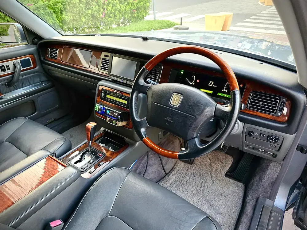Toyota Century 1996 V12 - 5.0L ( Japanese Rolls Royce ) - Image 10