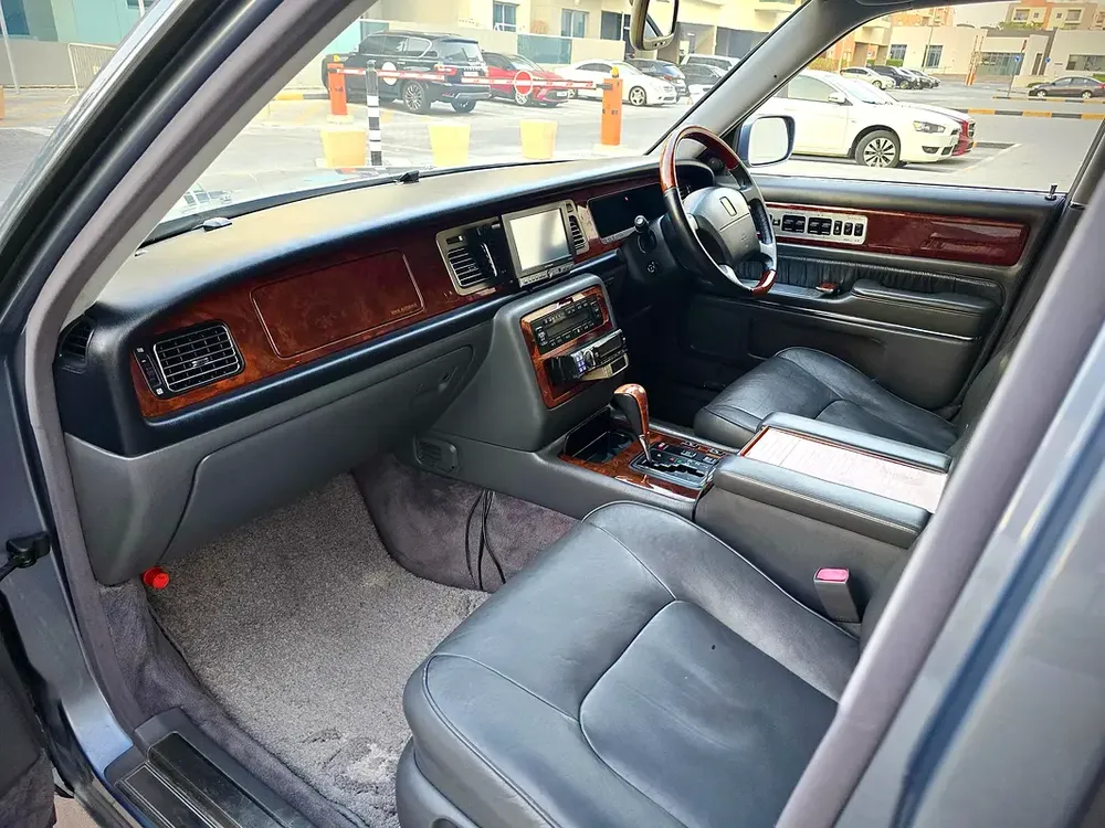 Toyota Century 1996 V12 - 5.0L ( Japanese Rolls Royce ) - Image 11