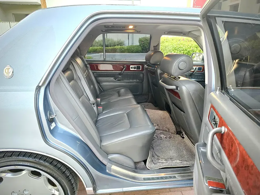 Toyota Century 1996 V12 - 5.0L ( Japanese Rolls Royce ) - Image 14