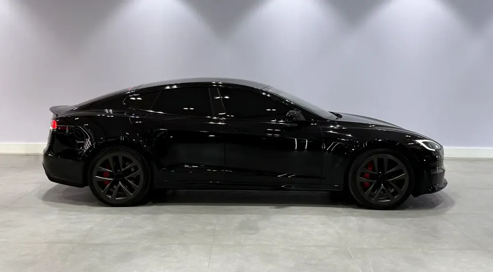 2023 Tesla Model S Plaid GCC Specs - 1,020 HP - Pristine Condition - Image 6