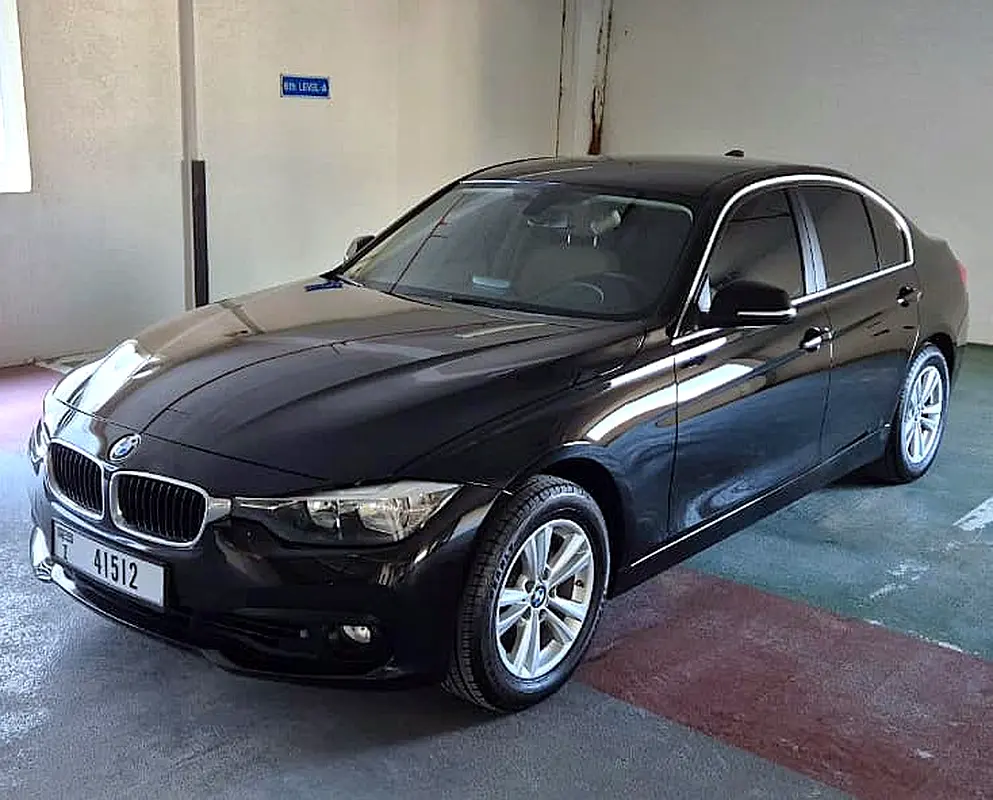 BEST!!! LOW KMS WELL MAINTAINED 318I GCC !!! - Image 11