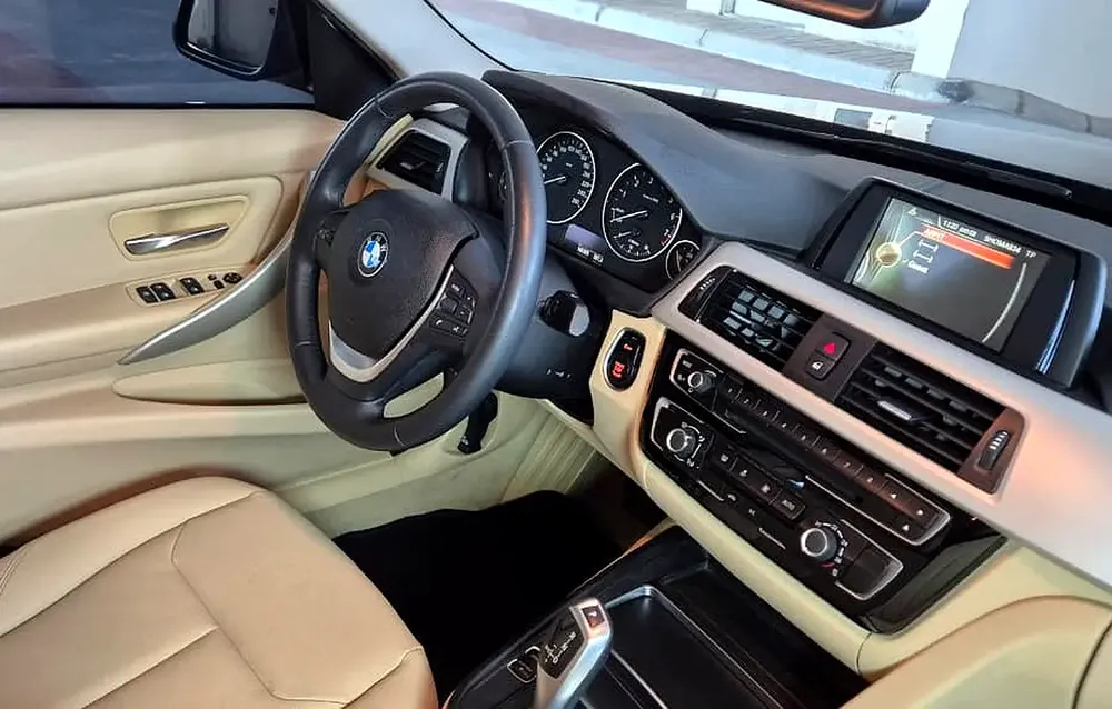 BEST!!! LOW KMS WELL MAINTAINED 318I GCC !!! - Image 15