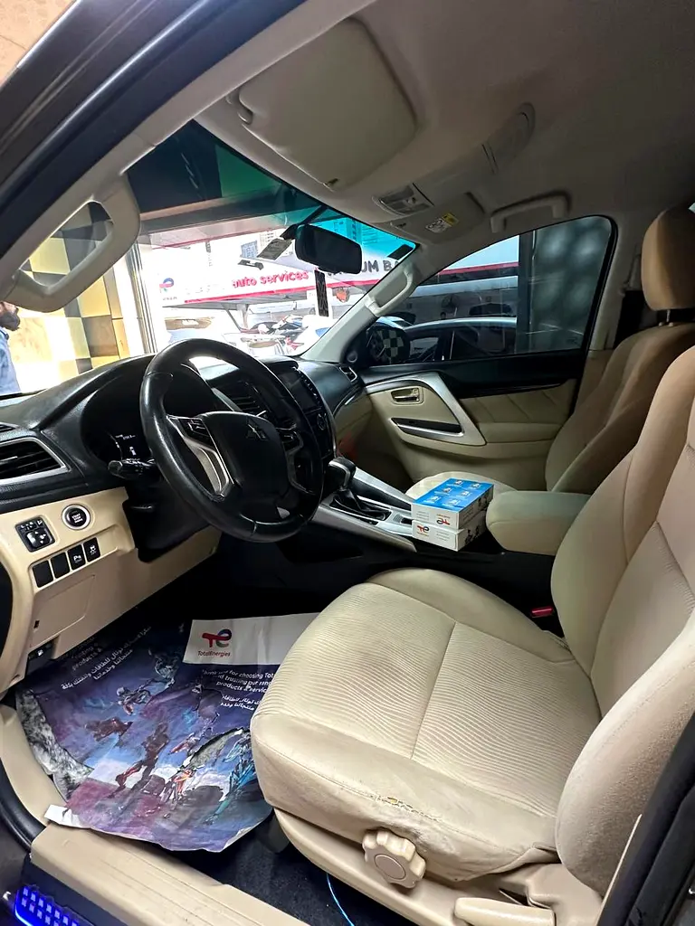 Mitsubishi Montero Sport 2017 GLX 2WD Medium Line GCC Specs - Image 6