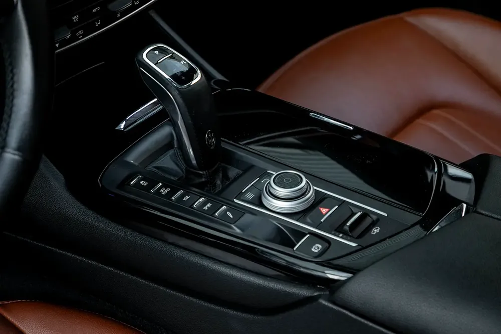 2,350 P.M |  Levante Q4 | 0% Downpayment | Levante | Q4 | AWD | Warranty! - Image 10
