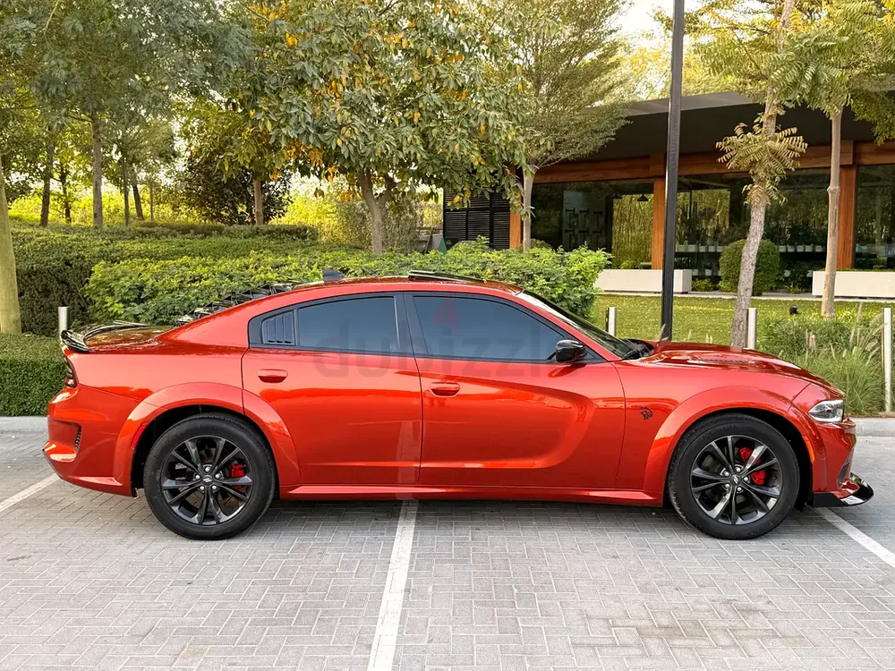 SRT Hellcat Wide Body Kit - AWD- V6 – Sunroof - Full Option -  Rare Replica – - Image 4