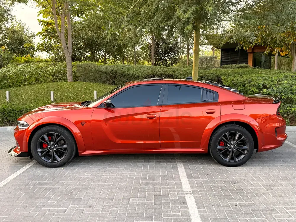 SRT Hellcat Wide Body Kit - AWD- V6 – Sunroof - Full Option -  Rare Replica – - Image 5