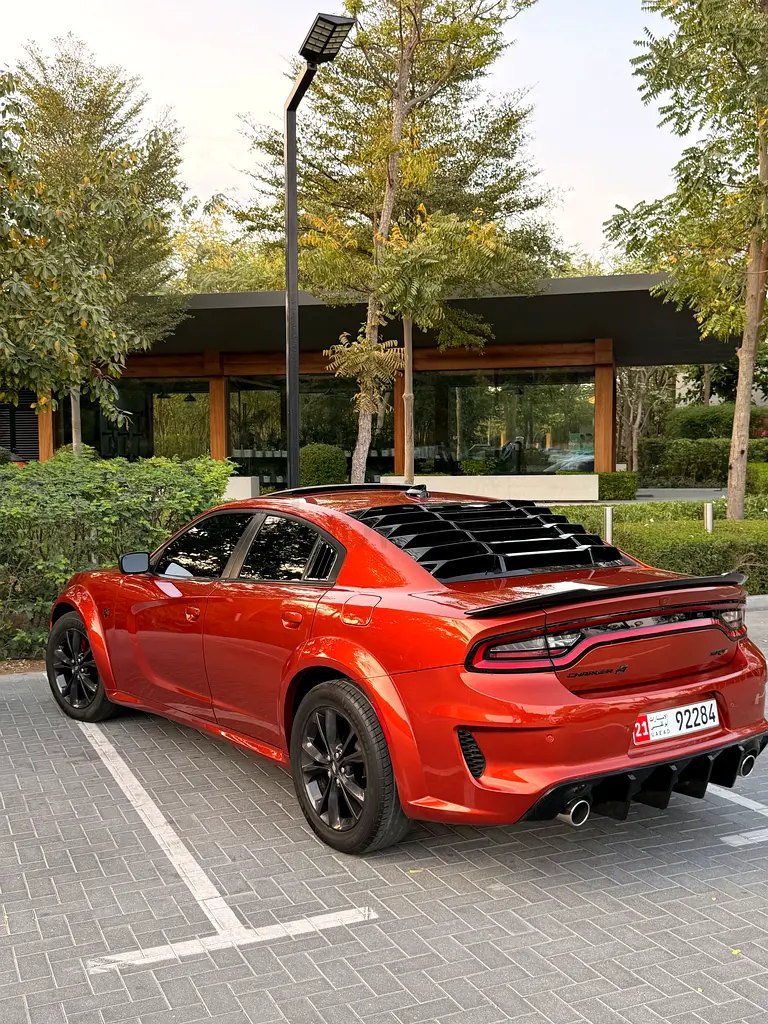 SRT Hellcat Wide Body Kit - AWD- V6 – Sunroof - Full Option -  Rare Replica – - Image 7