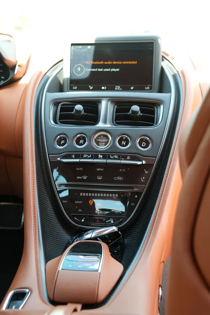2019 Aston Martin DBS Superleggera | 27,000 KM | EU Spec | 2 keys | V12 / PPF - Image 12