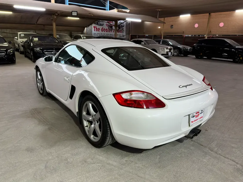 PORSCHE CAYMAN 2008 2.7L | MANUAL TRANSMISSION | SPORTS STEERING WHEEL | HALF LEATHER SEATS - Image 4