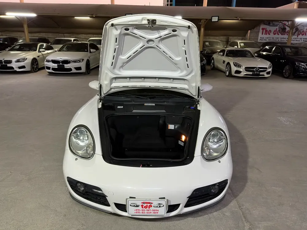 PORSCHE CAYMAN 2008 2.7L | MANUAL TRANSMISSION | SPORTS STEERING WHEEL | HALF LEATHER SEATS - Image 9