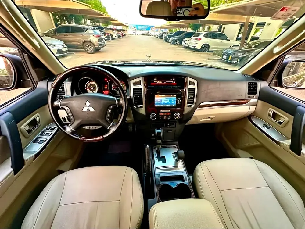 Mitsubishi Pajero GLS 3.8L Engine 2020 Model For Sale - Image 7