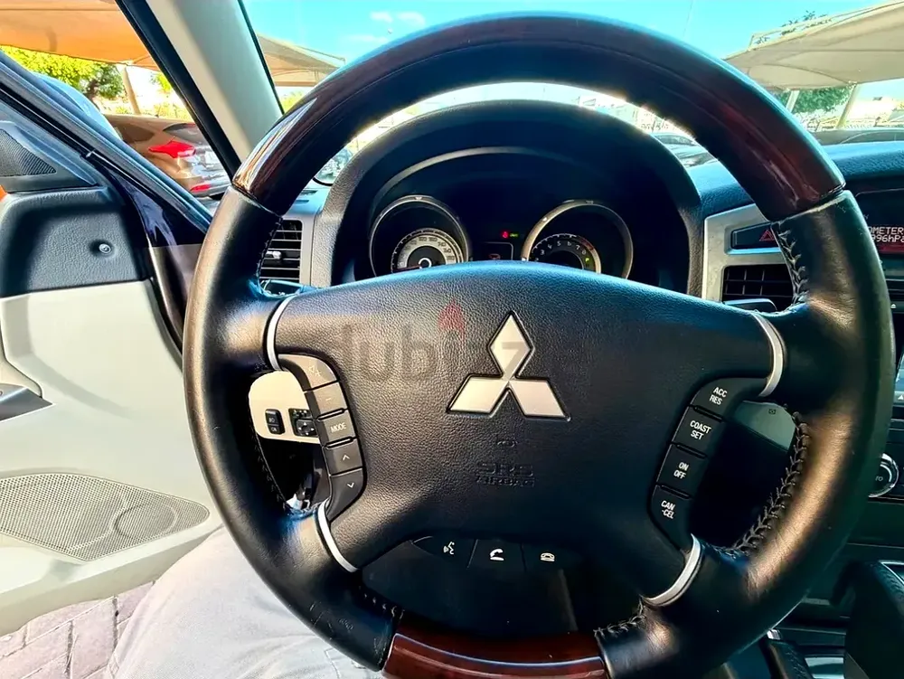 Mitsubishi Pajero GLS 3.8L Engine 2020 Model For Sale - Image 9