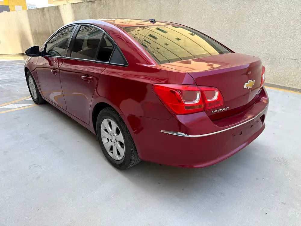 Chevrolet Cruze LT 2016 GCC Specs.very clean. Cruise control. Alloy wheels. Keyless entry. DVD navig - Image 7