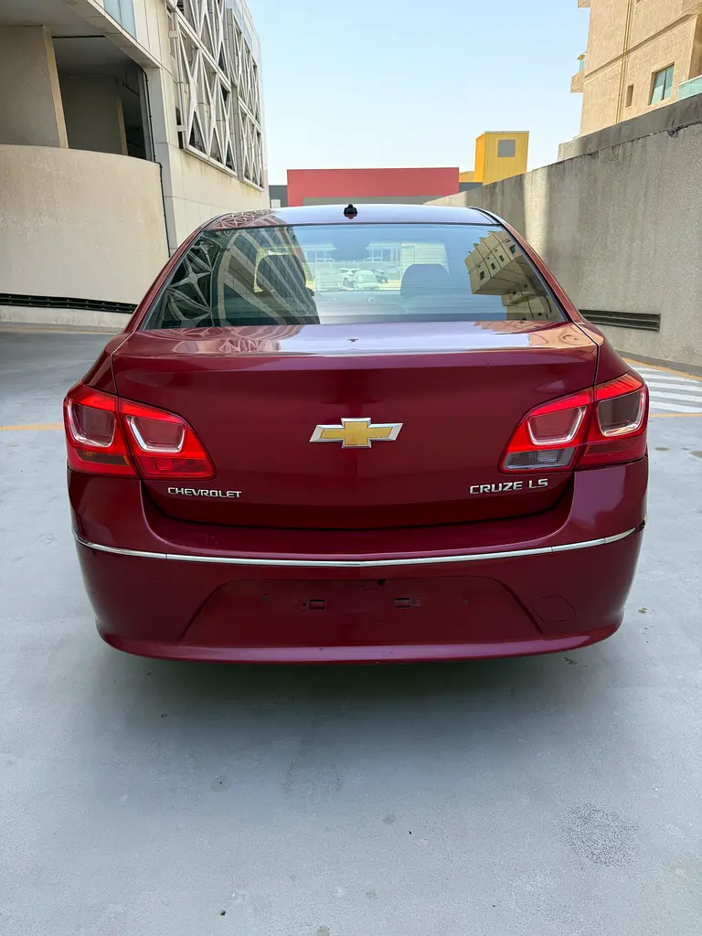 Chevrolet Cruze LT 2016 GCC Specs.very clean. Cruise control. Alloy wheels. Keyless entry. DVD navig - Image 8