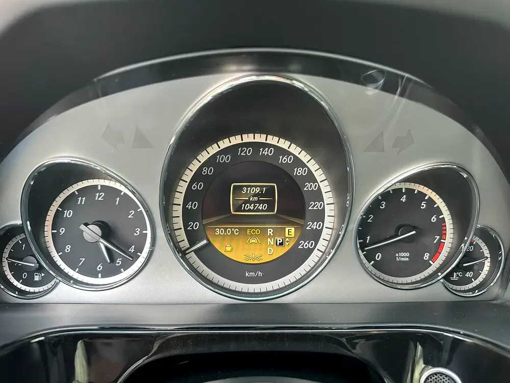 Mercedes Benz E350 3.5Ltr (2012) Import from Japan - Image 15