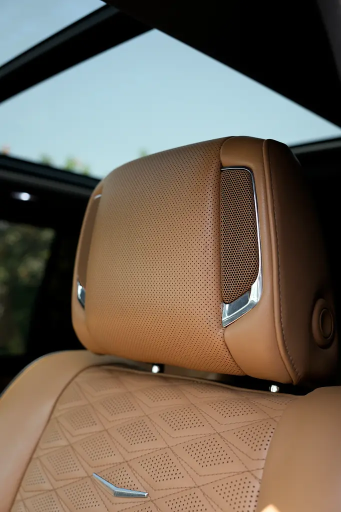 2023 Cadillac Escalade Sport | Triple Black | GCC | Captain Seats | Warranty Feb 2028 | 70,000 km - Image 8