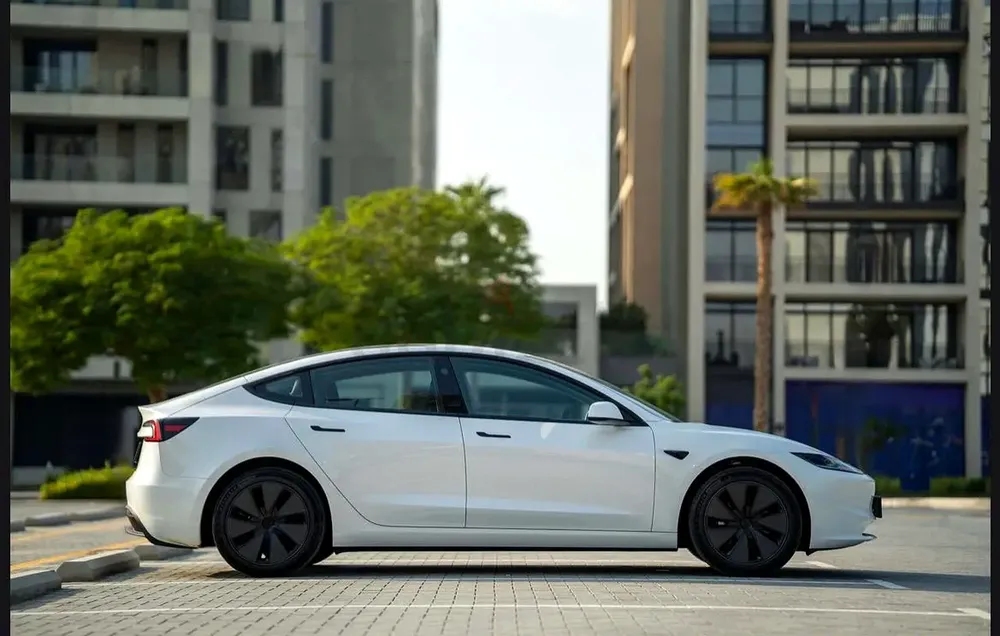 2024 Tesla Model 3 Standard - GCC Specs - Like New - Image 5