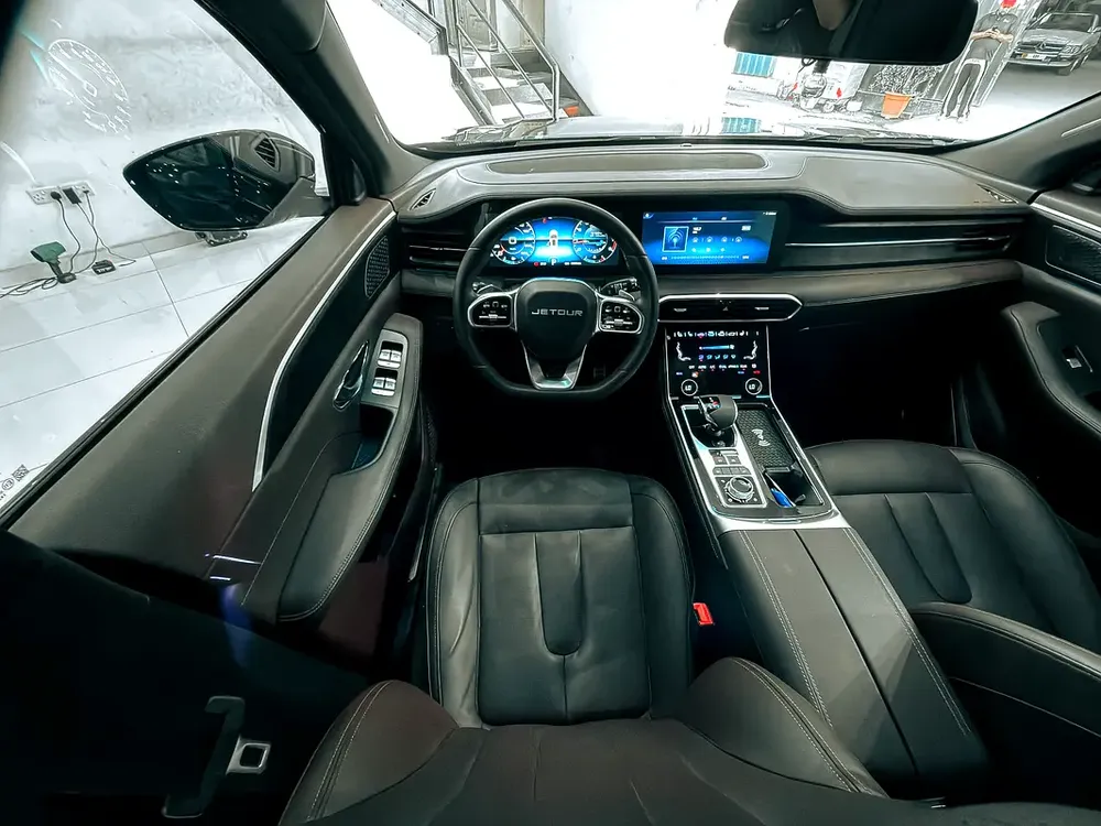 AED 1,150 // 20%DP // 2024 Jetour X90 Plus 2.0T Luxury V4 - Image 9
