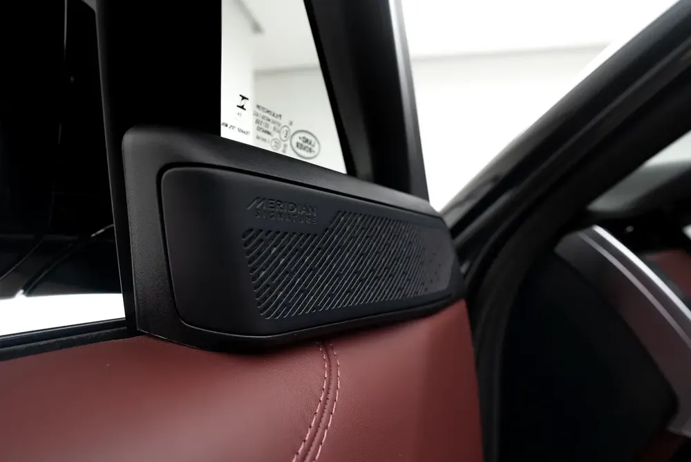 2025 RANGE ROVER P530 AUTOBIOGRAPHY LWB DEALER WARRANTY FOR 5 YEARS. - Image 7