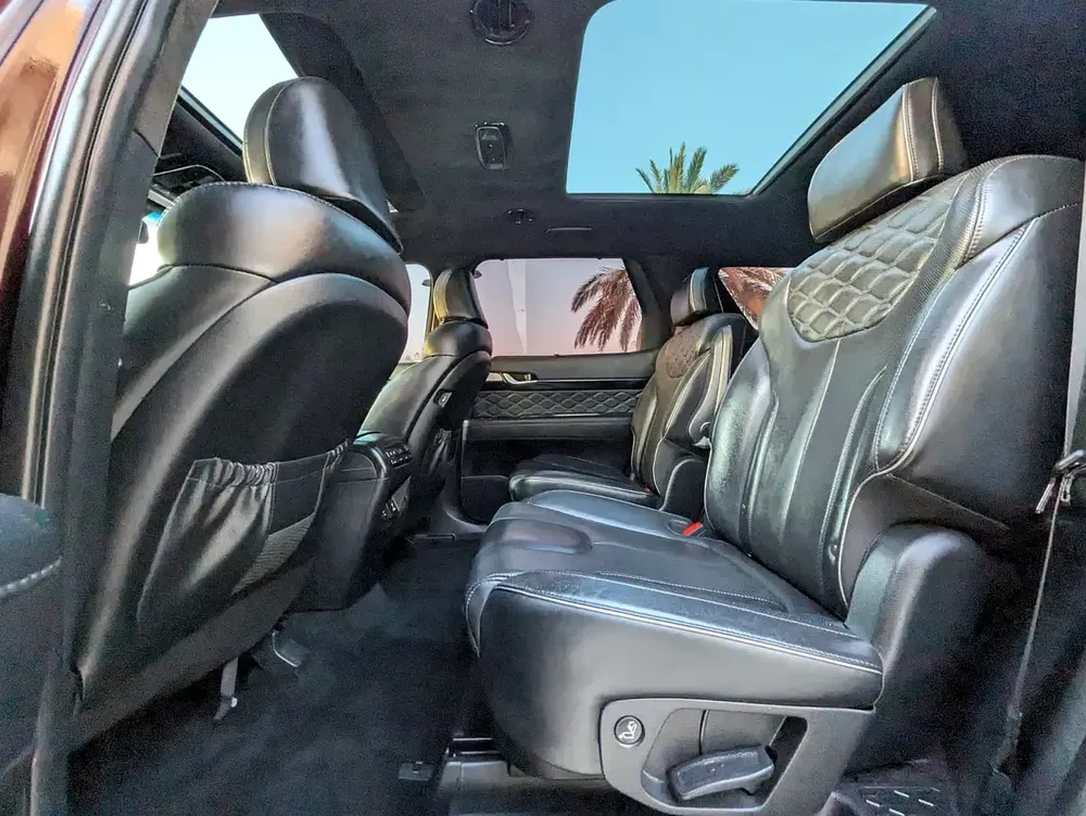2022 HYUNDAI PALISADE, CALLIGRAPHY FULL OPTION IN EXCELLENT CONDITION - Image 6