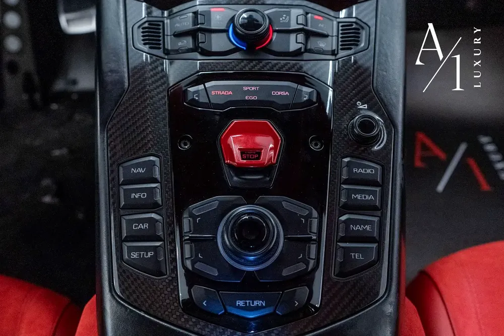 2021 Lamborghini Aventador SVJ,( 1 di 900 ) Carbon Fibre Edition, Excellent Condition, European Spec - Image 13