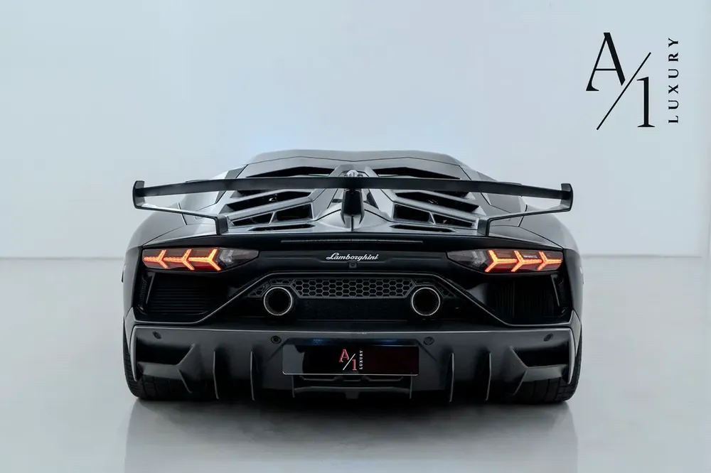 2021 Lamborghini Aventador SVJ,( 1 di 900 ) Carbon Fibre Edition, Excellent Condition, European Spec - Image 7