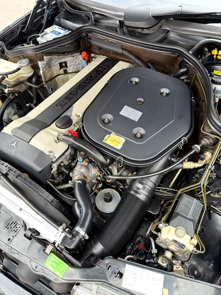 Mercedes-Benz CE 300, 1992, Japanese Specs - Classic Beauty - Image 11