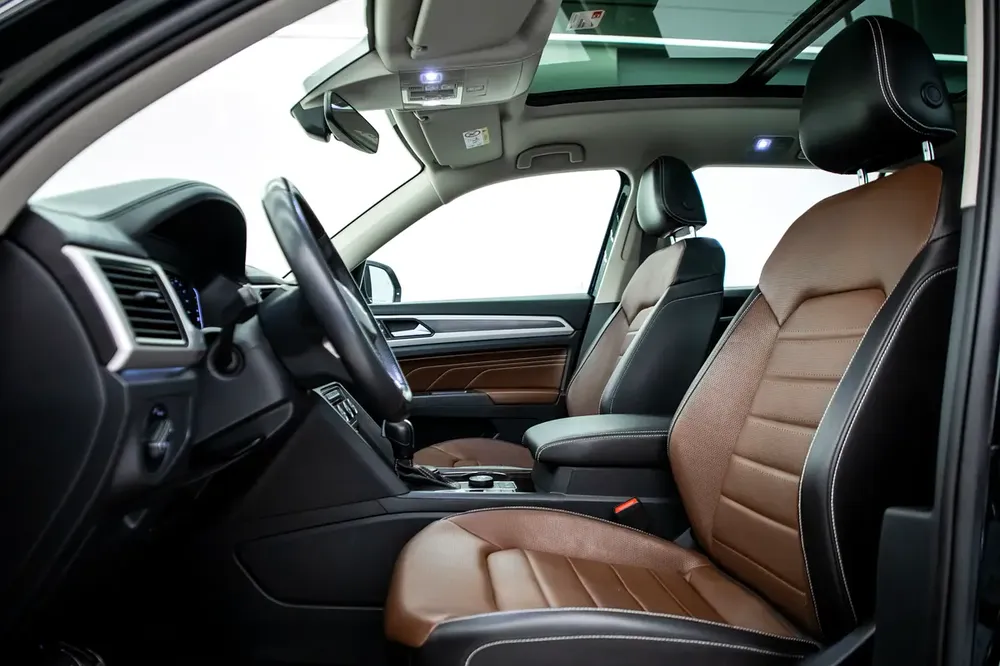 2022 | VOLKSWAGEN TERAMONT | R.LINE | GCC | WARRANTY AND SERVICE CONTRACT | ONE OWNER ONLY FROM NEW - Image 5