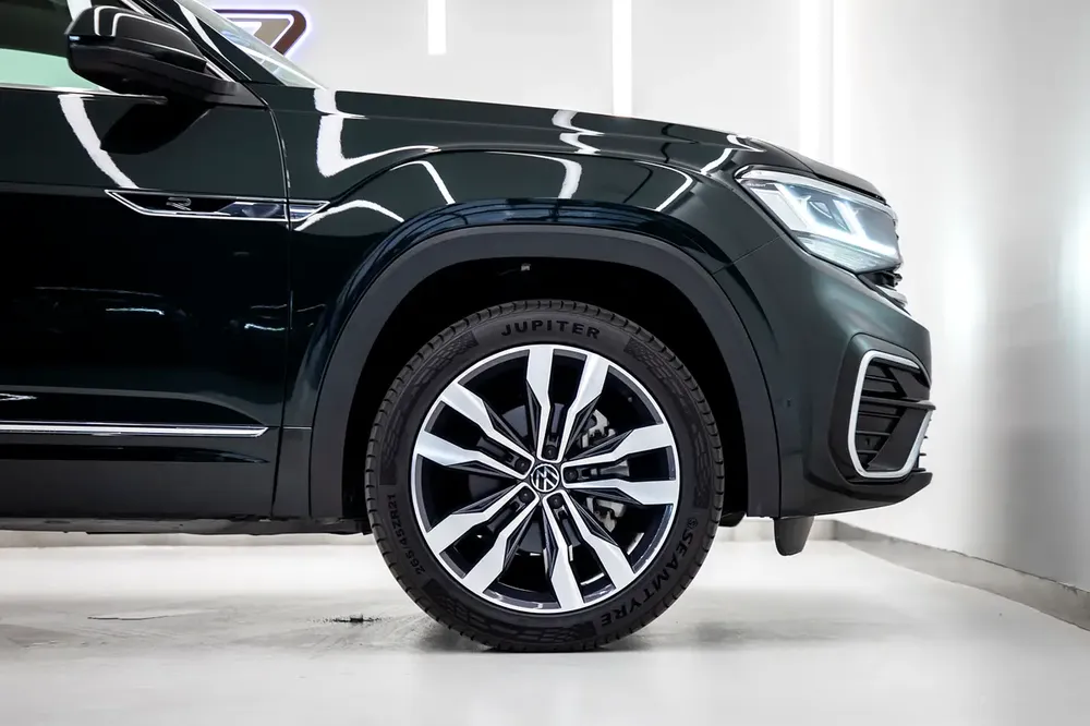 2022 | VOLKSWAGEN TERAMONT | R.LINE | GCC | WARRANTY AND SERVICE CONTRACT | ONE OWNER ONLY FROM NEW - Image 9