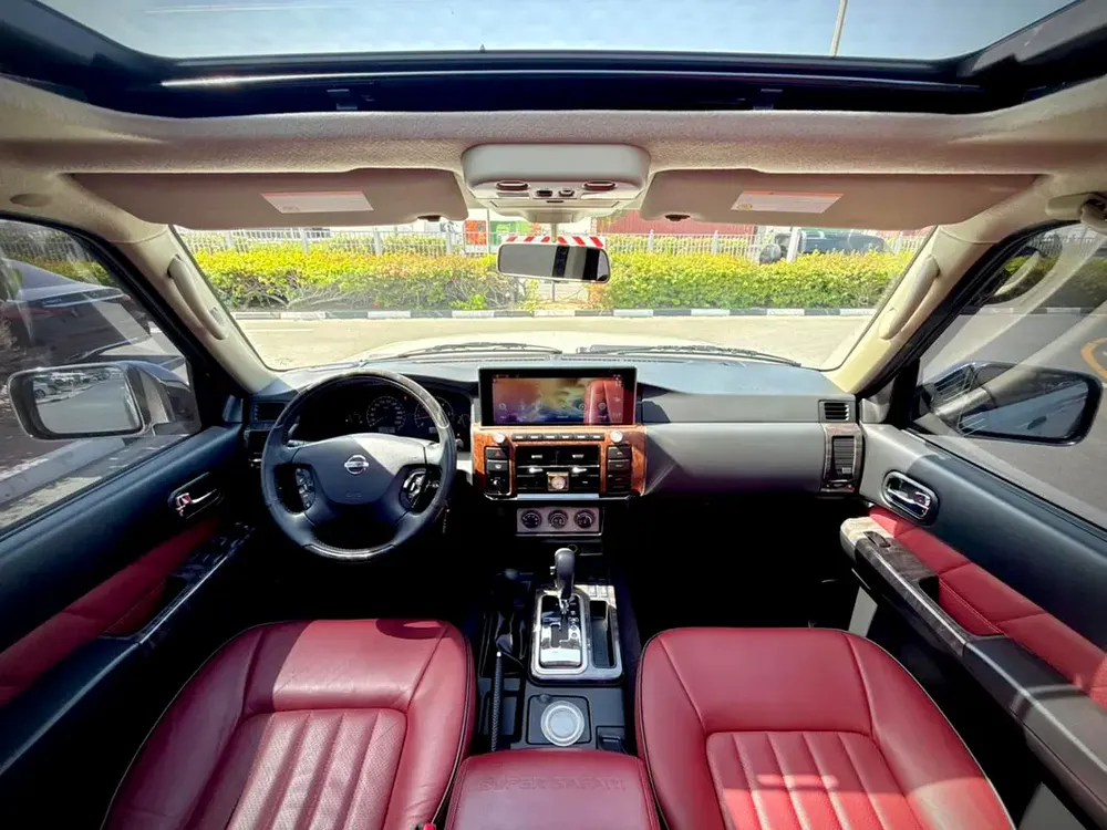 NISSAN PATROL SUPER SAFARI 4.8L V6 | GCC SPECS | YEAR: 2023 | FULL-SERVICE HISTORY UNDER WARRANTY - Image 11