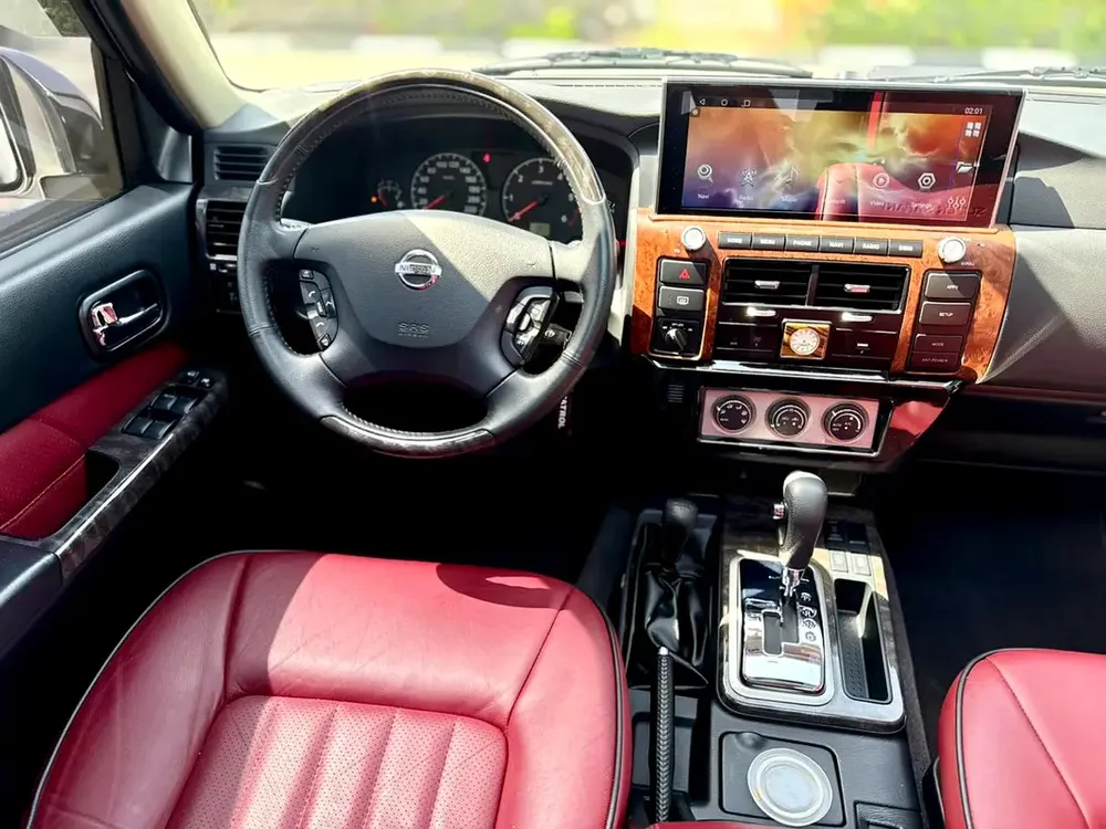 NISSAN PATROL SUPER SAFARI 4.8L V6 | GCC SPECS | YEAR: 2023 | FULL-SERVICE HISTORY UNDER WARRANTY - Image 12