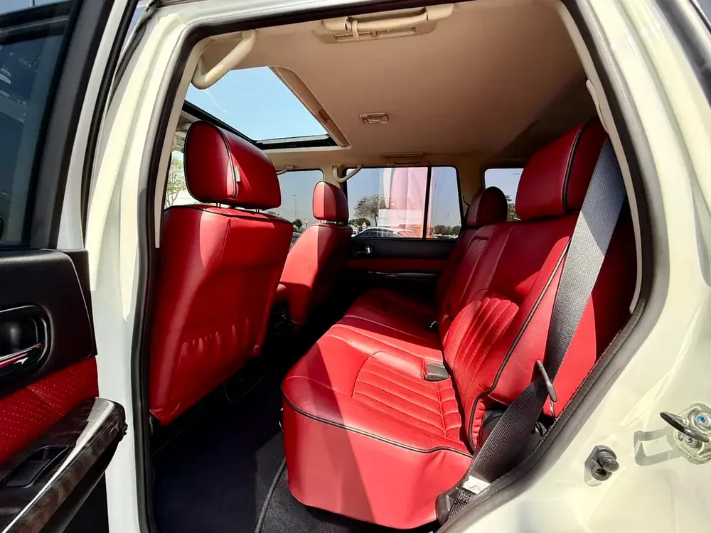 NISSAN PATROL SUPER SAFARI 4.8L V6 | GCC SPECS | YEAR: 2023 | FULL-SERVICE HISTORY UNDER WARRANTY - Image 15