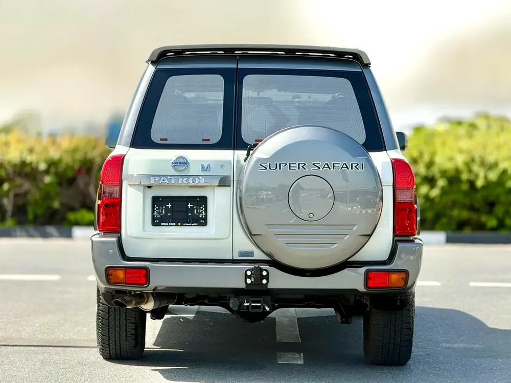 NISSAN PATROL SUPER SAFARI 4.8L V6 | GCC SPECS | YEAR: 2023 | FULL-SERVICE HISTORY UNDER WARRANTY - Image 6