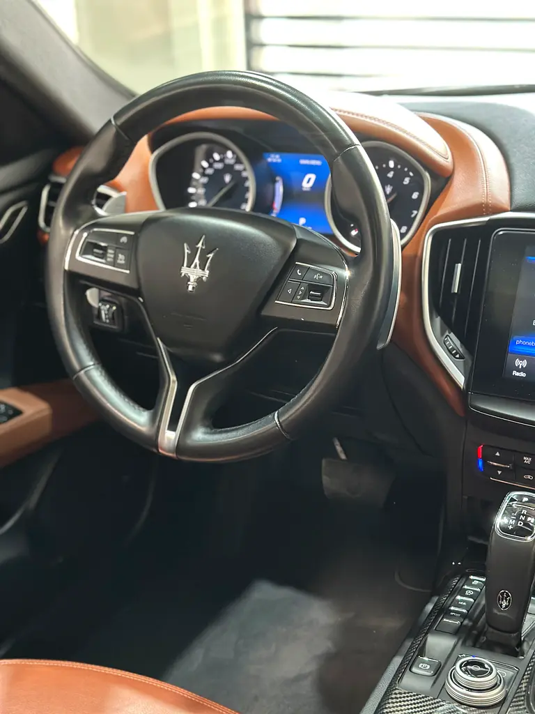 1,533/pm | V6 Sport | 2 Years Warranty and 2 Years Service - Image 11