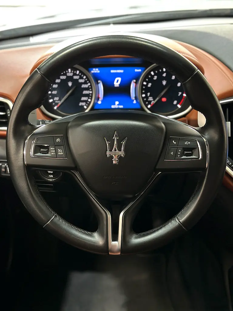 1,533/pm | V6 Sport | 2 Years Warranty and 2 Years Service - Image 13