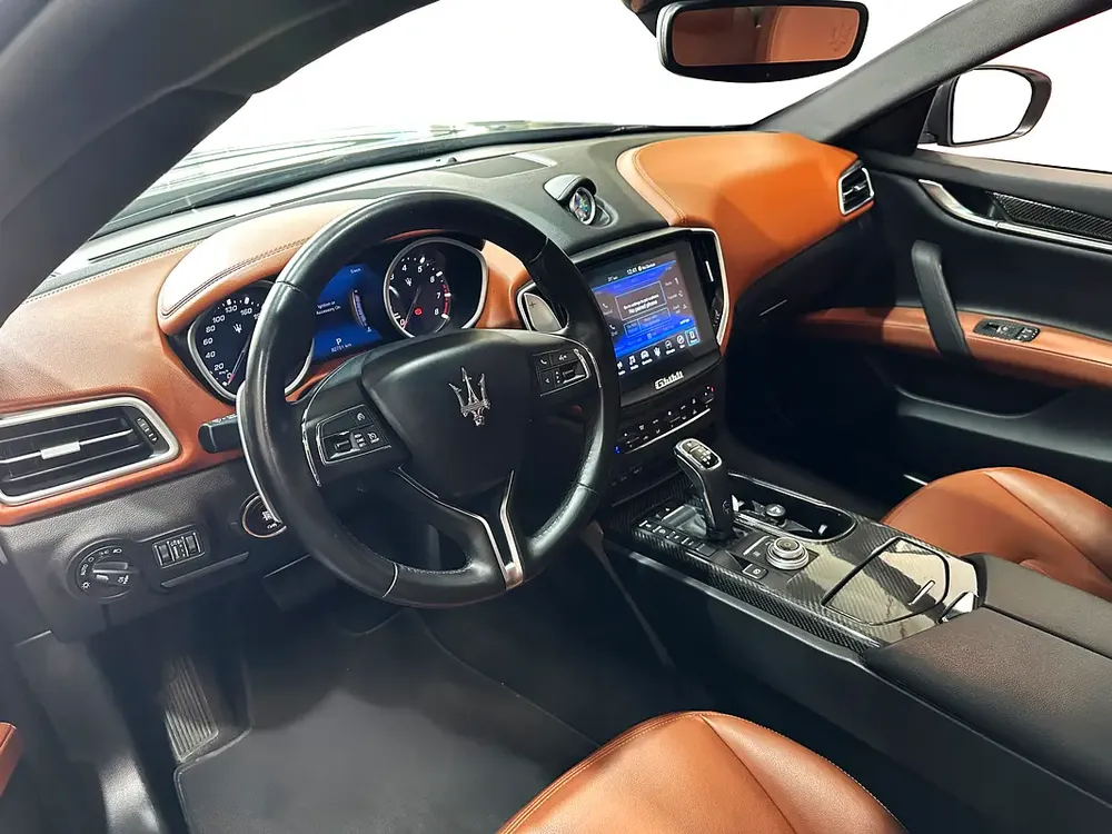 1,533/pm | V6 Sport | 2 Years Warranty and 2 Years Service - Image 6