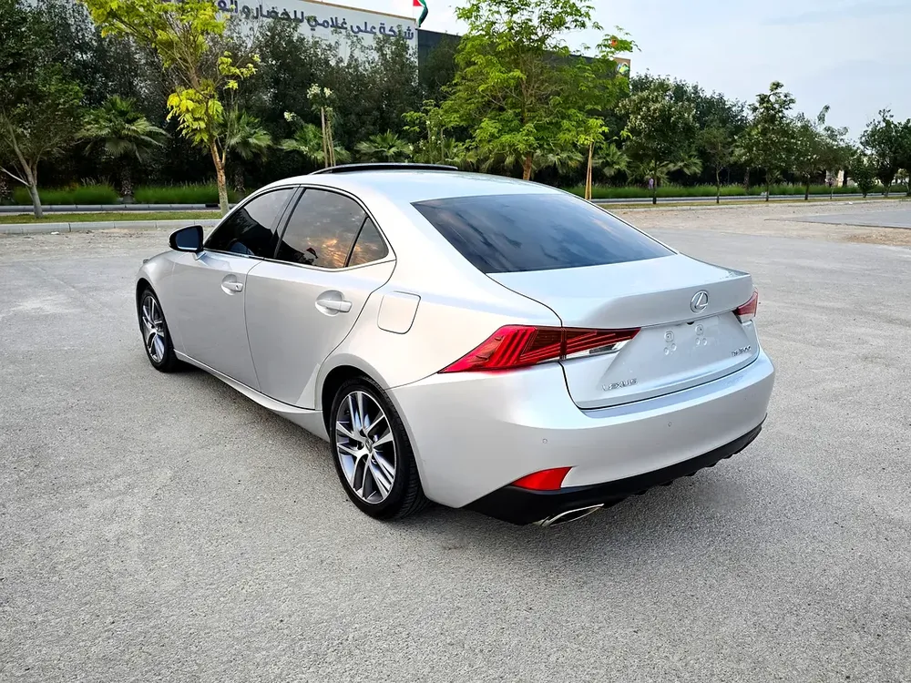 Lexus IS300 2018 | 2.0L - 4 Cylinder - Turbo | Full Agency Service History | 2 Keys | GCC Spec - Image 6