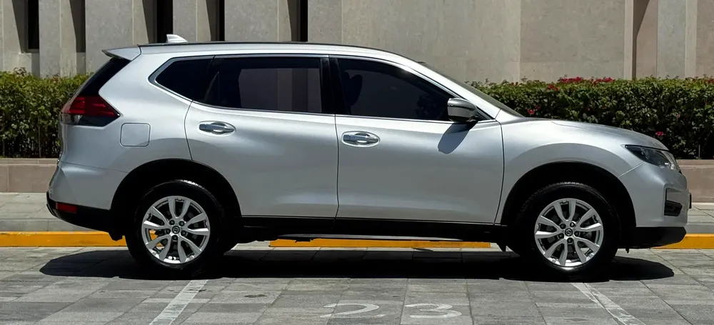 Nissan X-Trail 2.5L 2021 Model GCC Spec Excellent Condition Single Owner Used SUV Car For Sale - Image 10