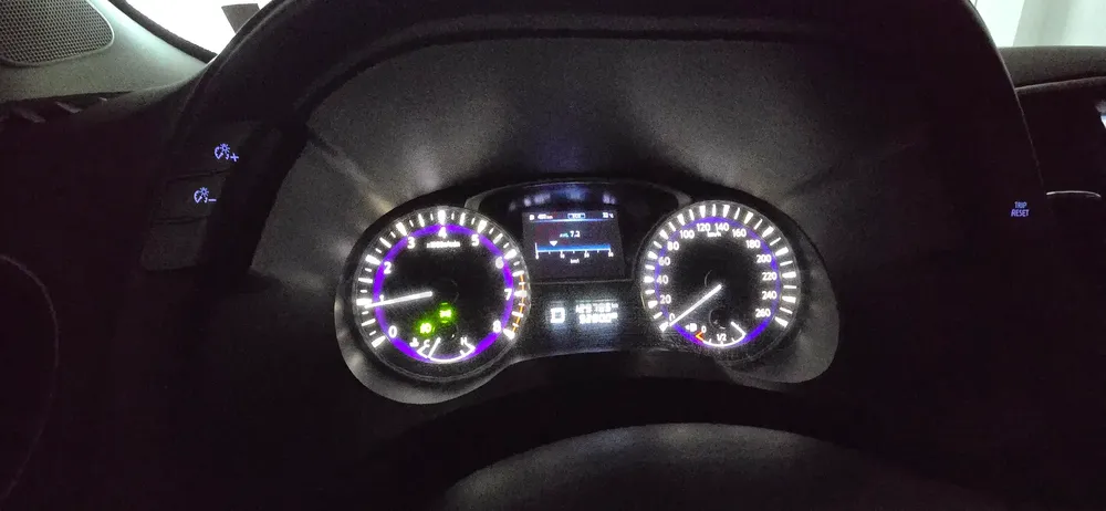 Infiniti QX60 Premium 2015 | GCC Specs | Well Maintained - Image 12