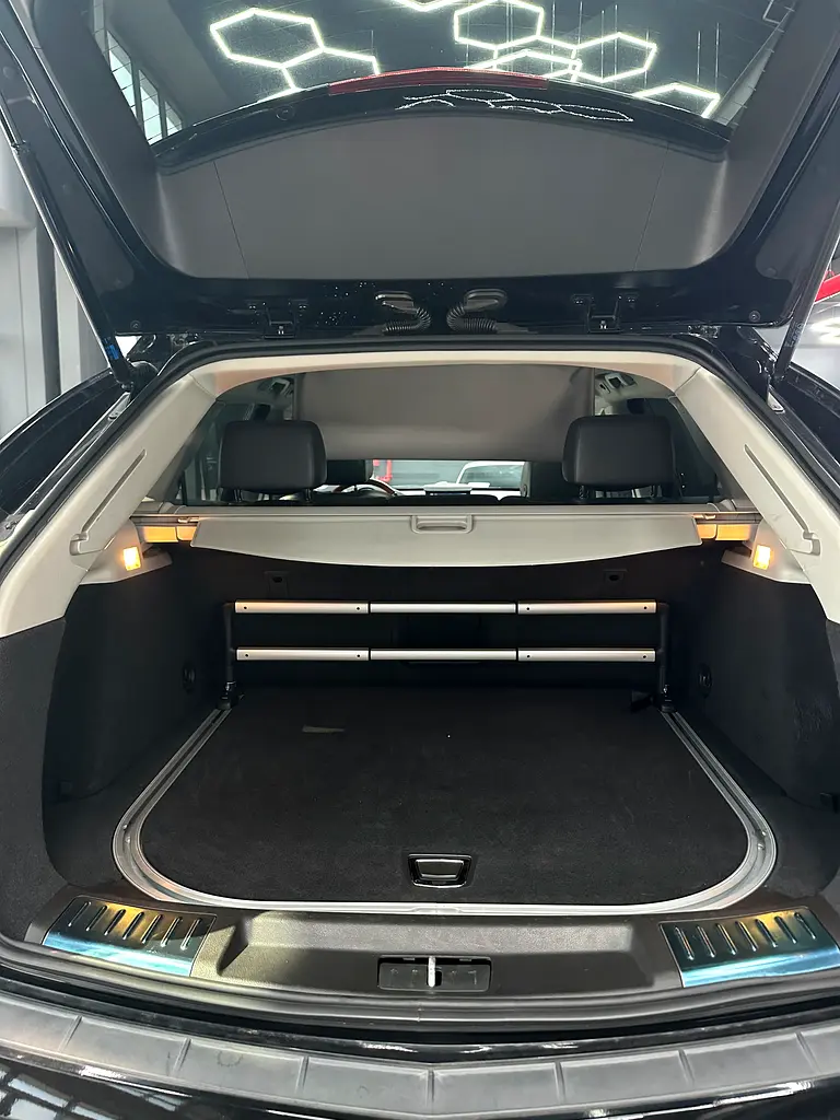 Cadillac SRX 2011 | V6 | 92,000 km | Excellent Condition | fresh Japan import - Image 15