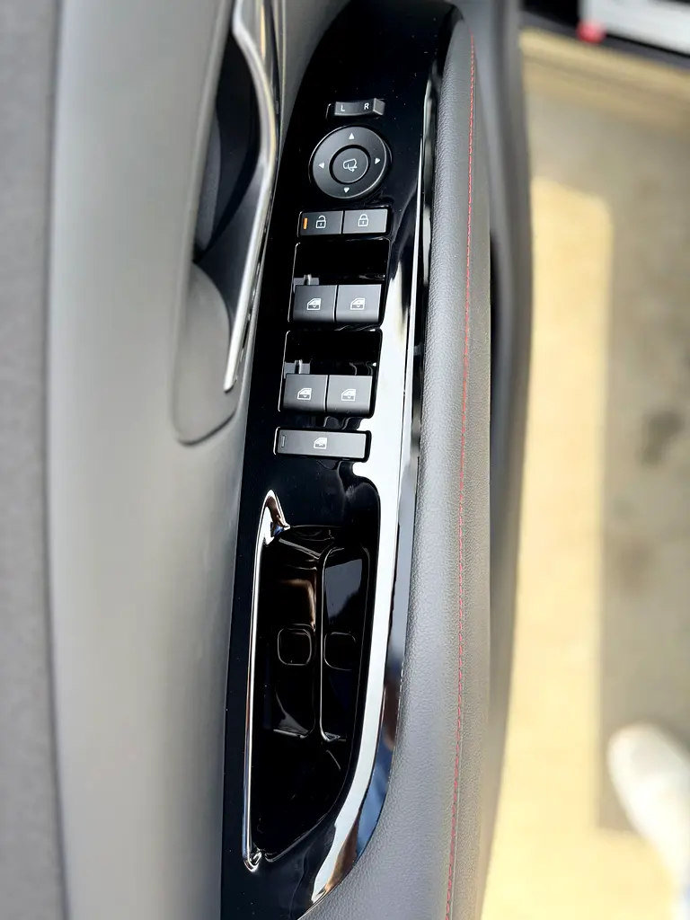 Hyundai Tucson N Line 2025 - Image 17