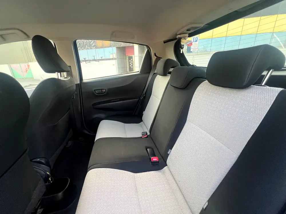 Toyota Yaris 2012 | GCC Specs | ORIGINAL PAINT | Low Km | Original Km | Single Owner | Zero Accident - Image 11