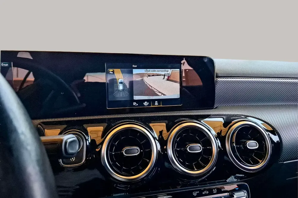 AED 1140/month | 2020 Mercedes-Benz A-Class A 200 | GCC Specs | Ref#437752 - Image 12